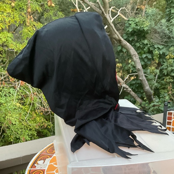 Fun World dark face see through hooded cloak Halloween Costume Party - Picture 6 of 8